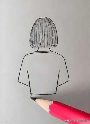 美女坐脸上(正双手托着腮帮子睡觉，突然一名齐耳短发美女闯入我眼帘)