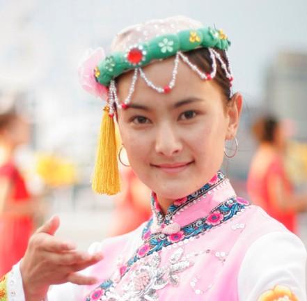 56个民族,56个美女,太美了