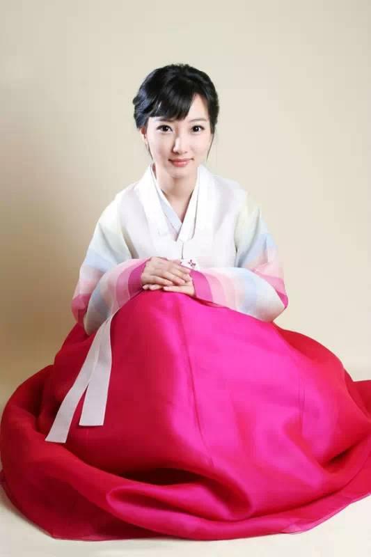 56个民族,56个美女,太美了
