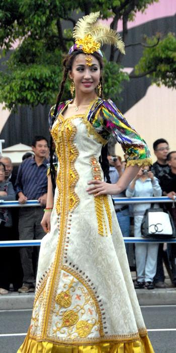 56个民族,56个美女,太美了