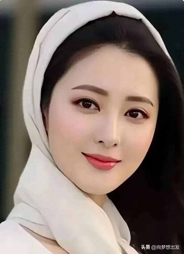 为什么男人都喜欢漂亮女人呢这个美女秀色可餐看了饱三天我也喜欢