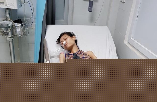 越南嫩模年纪轻轻被癌症折磨，病重中美女变成皮包骨，后痛苦死去