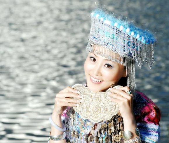 56个民族,56个美女,太美了