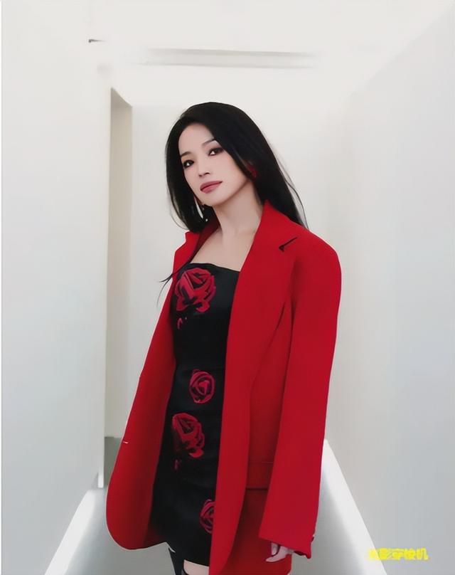 知名女演员舒淇自曝感染病毒,一天八次,呼吁大家做好防护