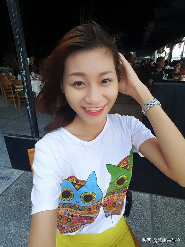 越南嫩模年纪轻轻被癌症折磨，病重中美女变成皮包骨，后痛苦死去