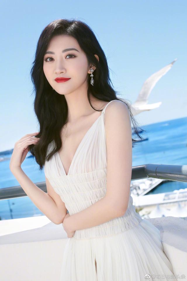 从西安走出去的4位当红女演员,有辉煌也有泪