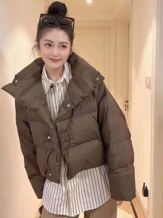 美女穿搭写真:暖暖过冬