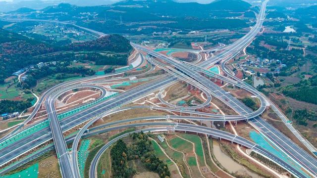 明天通车!成都新都区→绵阳1小时开拢