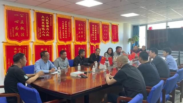 内蒙古山西商会会员企业赴回民区护企优商中心考察学习