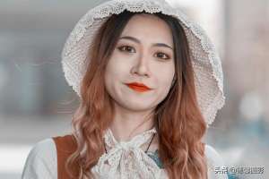 外拍风景中的美女(暮秋环境人像外拍（花海美女2）)
