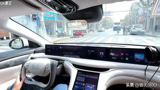 #智己的十万种热爱#汽车的构造如何？你们怎么看参与讨论？]