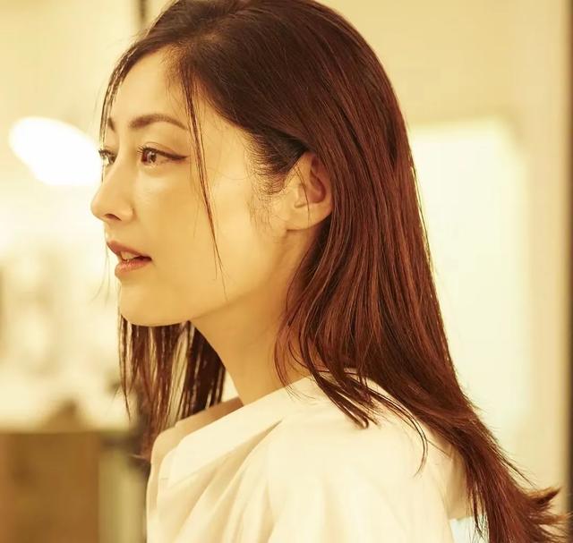 岛国影坛最漂亮的10位70后女演员,曾经的女神酒井法子、宫泽理惠