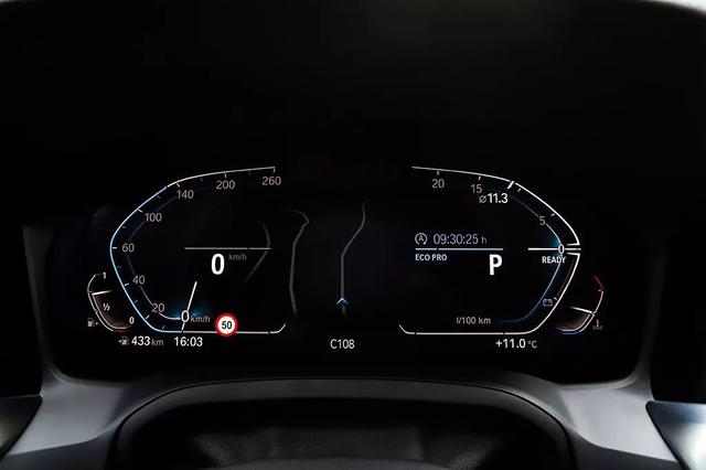 搭载宝马iDrive 7系统,能50米自动循迹倒车,华晨宝马3系,选它