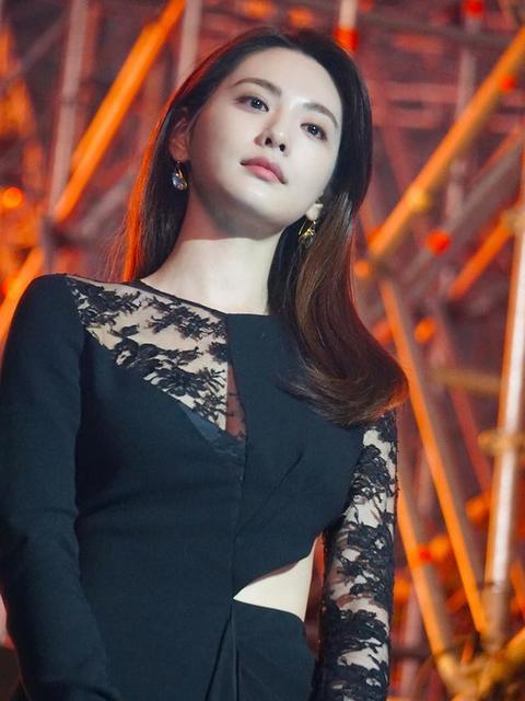 连续蝉联三届“世界第一美女”的人,有多美?她的颜值该有多高?