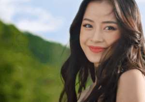 越南劲美女(这三位越南绝色美女，都是人间水蜜桃)