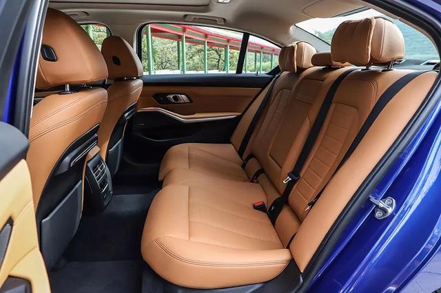 搭载宝马iDrive 7系统,能50米自动循迹倒车,华晨宝马3系,选它