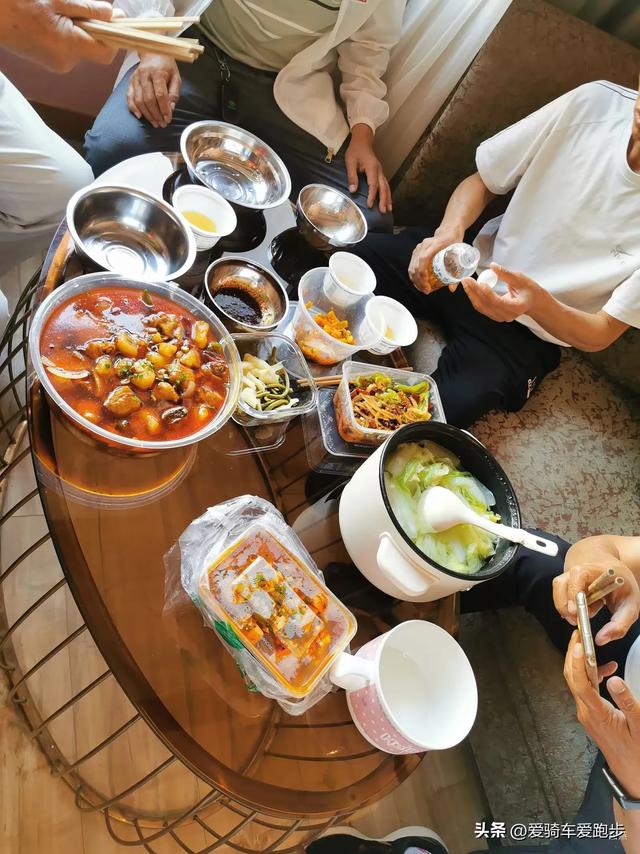 我的退休生活137:重返新疆之旅第29天(喀什~和田453公里)