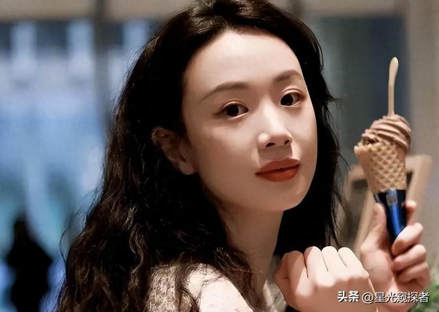 这跟不穿有啥区别?32岁李梦真空上阵,几乎全裸,网友直呼太大胆