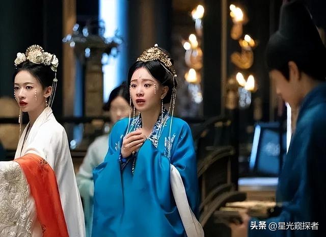 这跟不穿有啥区别?32岁李梦真空上阵,几乎全裸,网友直呼太大胆