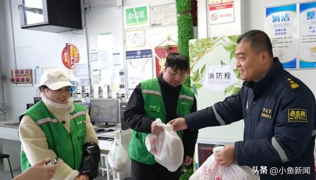 苏州这一幕,太暖了!
