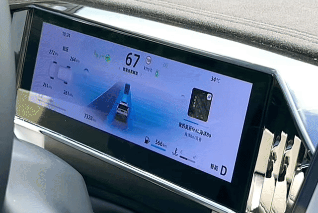 博越L:2.0T、加热通风按摩!不到15万能高速领航!还看哈弗H6吗