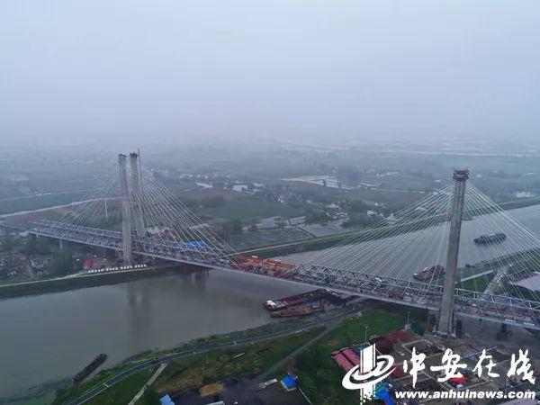 这条特大桥顺利合龙!另外,我省铁路还有这些好消息……