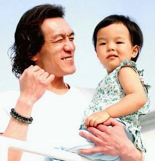 哈文：李咏病逝3年不改嫁，坚持赡养婆婆，我永远都是李家的人