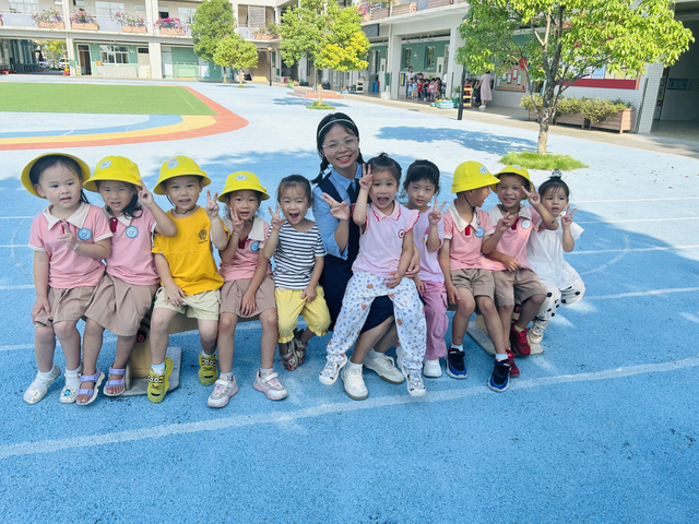 胡荣：用爱浇灌 做一名温暖的幼教人