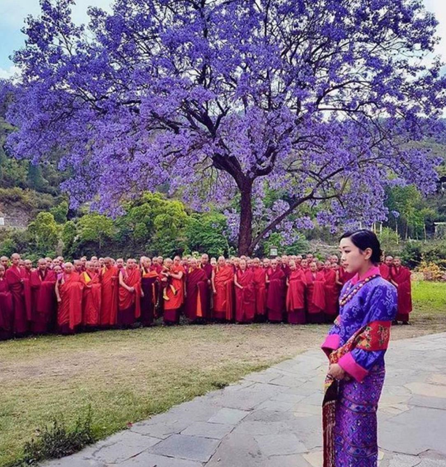不丹39岁二公主:丹凤眼冰山脸的清秀熟女,外交气场强过佩玛王后