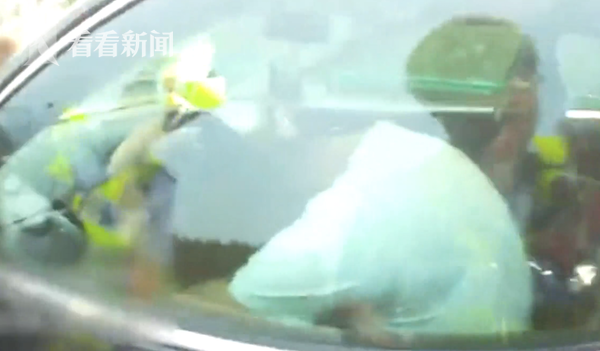 91年小伙酒驾被查自称“我还是个孩子”交警“回怼”:我93年的