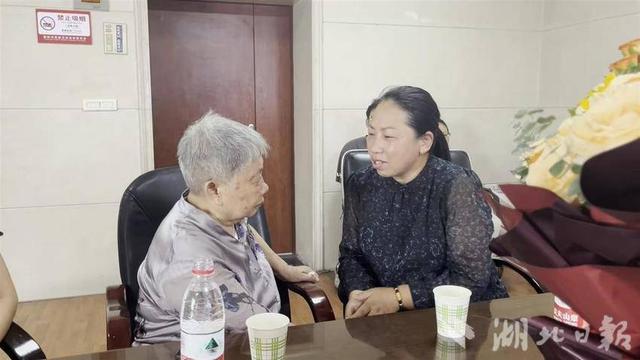 几代民警接力寻亲,襄阳公安最早儿童走失案迎来大团圆结局 走失50年的女儿回家了
