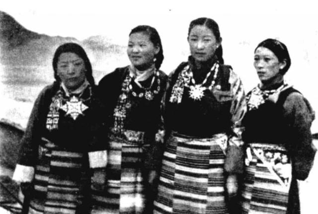 1981年，女活佛见到阴法唐中将的妻子李国柱：做梦也没想到