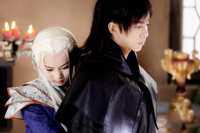 《舞法天女》的拉媞天女，曾演过吴磊的追求者，如今18岁越来越美