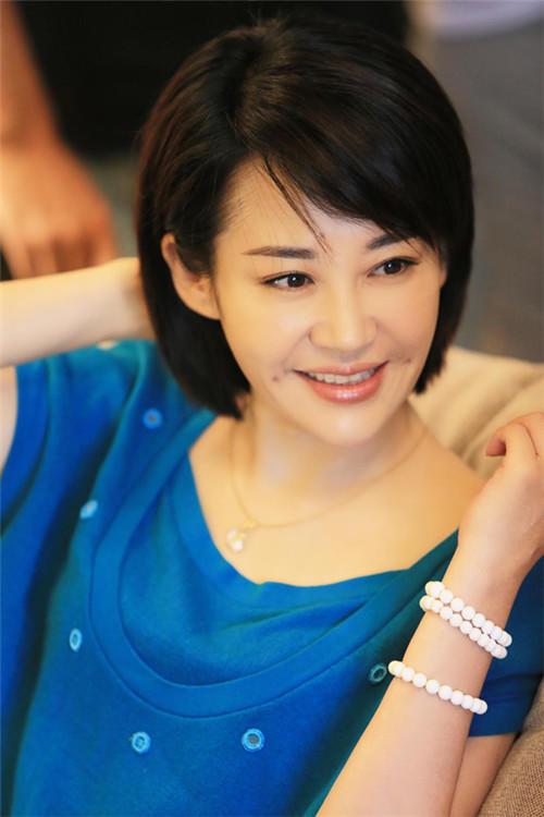 至今未婚的8位大龄女星,各有各的苦衷,最大55岁,最小38岁