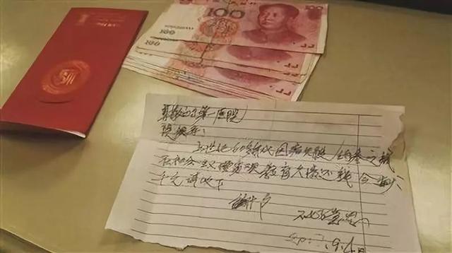地铁上年轻妈妈暖爆朋友圈：你有教养的样子，真美！