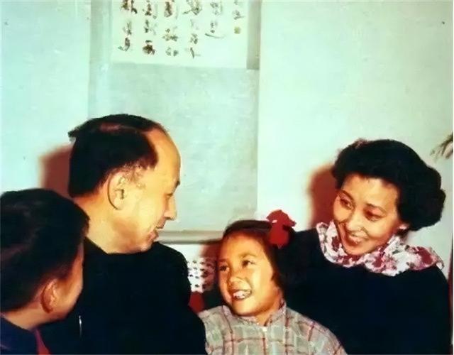 蒋英：钱学森夫人，金庸表姐，晚年简朴拒绝被优待，靠退休金度日
