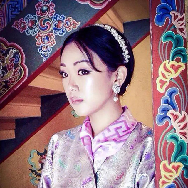 不丹39岁二公主:丹凤眼冰山脸的清秀熟女,外交气场强过佩玛王后