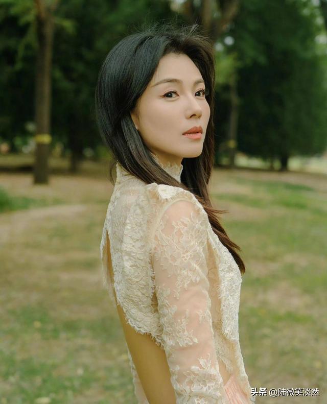 演员刘涛,最美图片12张,你喜欢哪张呢?