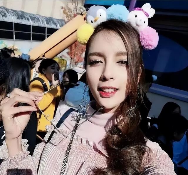 7年前，北京男子不顾父母反对，执意娶泰国人妖，如今后悔了吗？