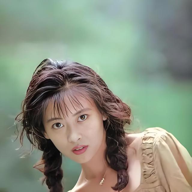 日剧女神中山美穗去世，小学时曾遭遇拐卖案，亲妹曾和李连杰合作