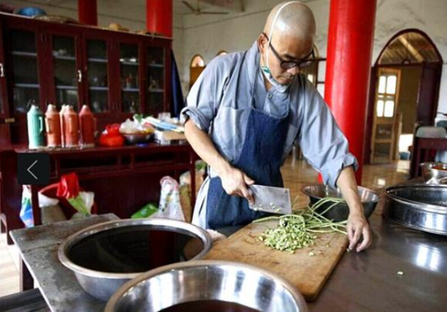 2013年,刘景崇弃百万年薪,与家人做最后话别,妻子:愿再无来世