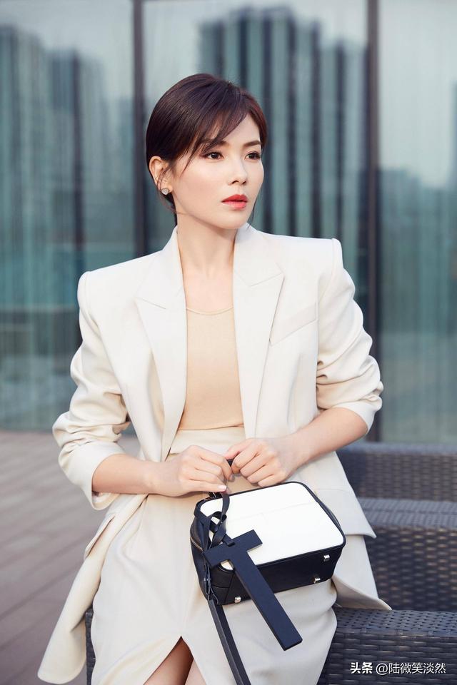 演员刘涛,最美图片12张,你喜欢哪张呢?