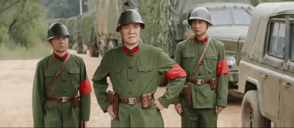 一边是硬核演习,一边是浮夸叙事,《王牌部队》能算合格军旅剧吗?