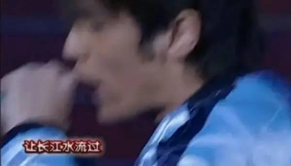 「床边故事」周杰伦的4次妥协