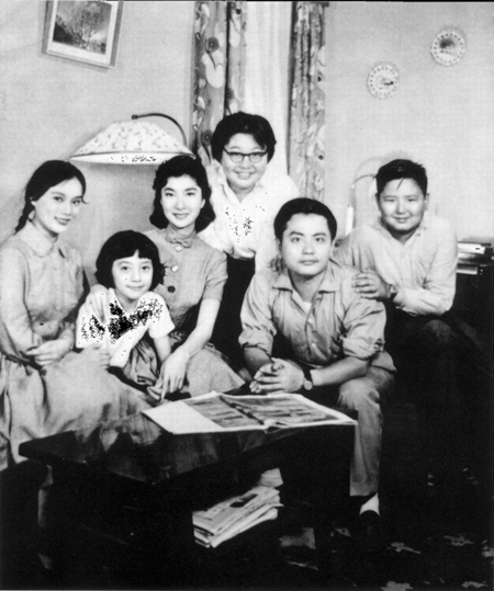 “肥姐”沈殿霞的苦情史,和她背后的大佬