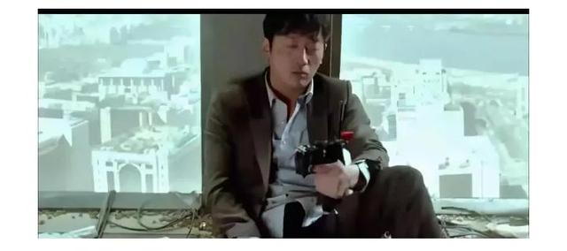 8.8分的电影《恐怖直播》,背后藏着的人性和现实,你看懂多少!