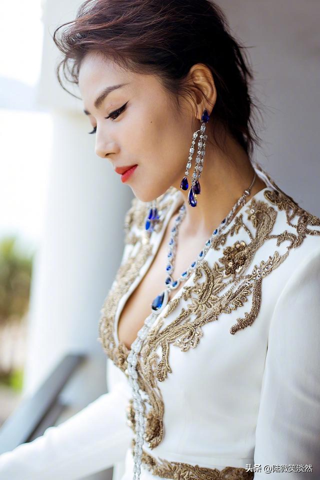 演员刘涛,最美图片12张,你喜欢哪张呢?