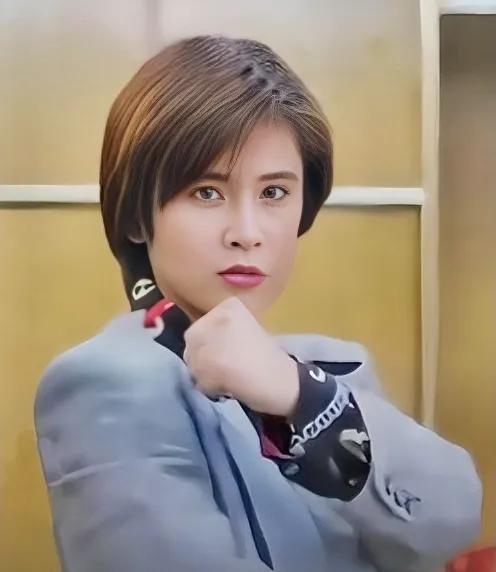 八九十年代港片十位武打女星，个个长得漂亮，你还记得几位？