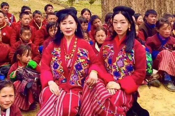 不丹39岁二公主:丹凤眼冰山脸的清秀熟女,外交气场强过佩玛王后