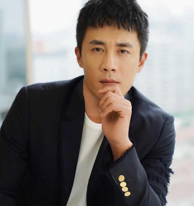 王灿不想再做杜淳老婆,坦言我们感情非常好,为老公辟谣花边新闻